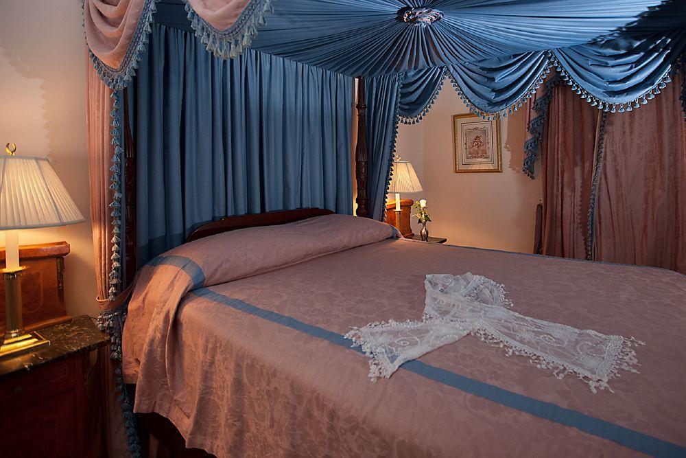 Monmouth Historic Inn ナチェズ エクステリア 写真